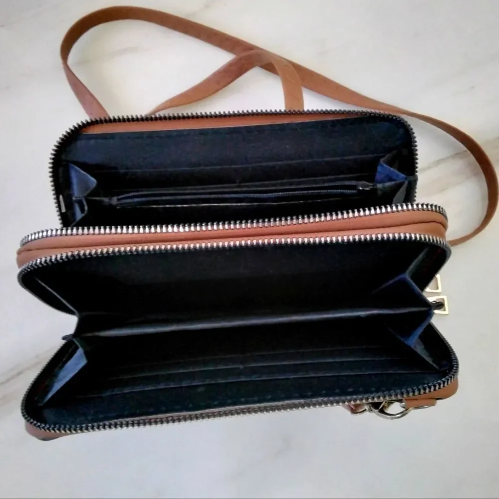 Beverly Hills Polo Club Small Crossbody Wallet
